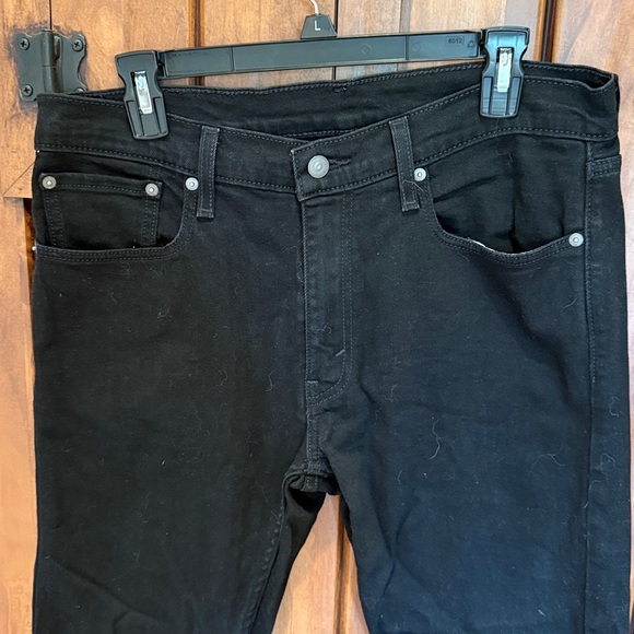 Levi's Men's 512 Slim Taper Fit Jeans 33x32 Black - Picture 3 of 9